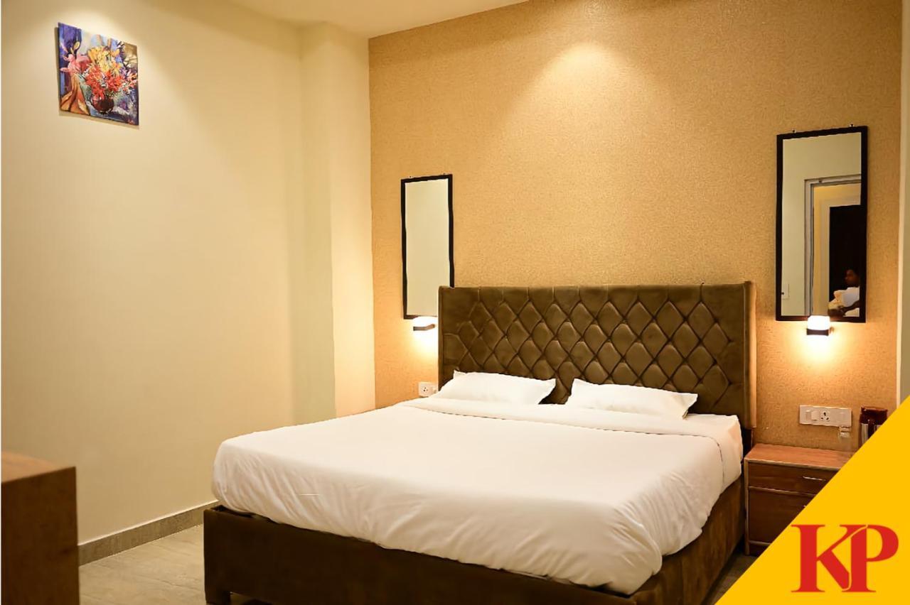 Hotel Kapson Palace Bareilly Extérieur photo